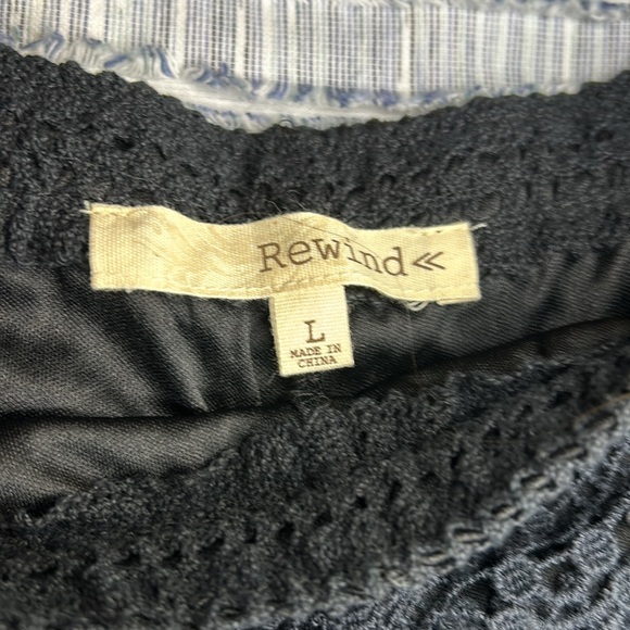 Rewind Black Lace/Crochet Shorts NWOT. Size Large - Picture 5 of 9